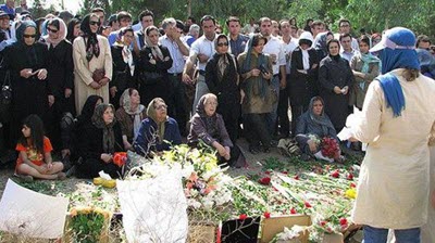 مقبرة شهداء مجزرة عام 1988 في ايران