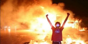 المشارکة في إسقاط نظام الملالي هدف إنساني يخدم قيم التقدم والحضارة