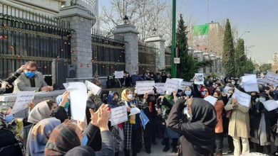 احتجاجات ومظاهرات للمعلمين في أكثر من 100 مدينة في جميع أنحاء إيران