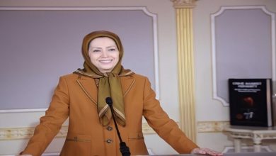 السیدة مریم رجوي للمتظاهرين في اليوم الأخير من محاكمة حميد نوري في ستوكهولم