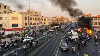 إعترافات بهشاشة النظام الايراني
