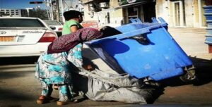 قنبلة الفقر ونظام الملالي