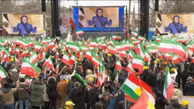 الايرانيون في داخل وخارج إيران يريدون إسقاط النظام