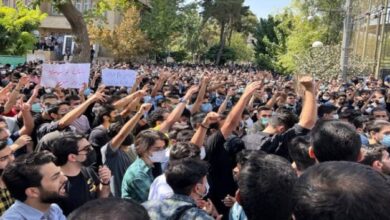 الشعب الايراني يواصل نضاله وصراعه ضد الفاشية الدينية