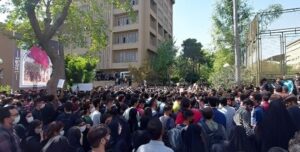 التضامن مع الانتفاضة الوطنية الايرانية يرعب نظام الملالي