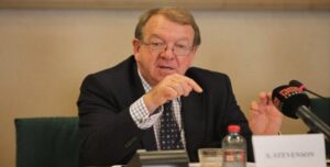 ستروان ستيفنسون: على الاتحاد الأوروبي إعلان الحرس الثوري منظمة إرهابية مثل الولايات المتحدة