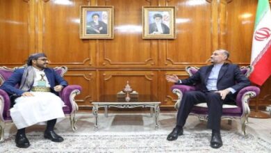 إيران والعرب، يد تصافح وأخرى تطعن