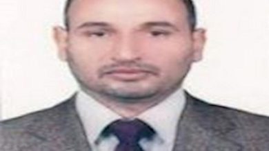 الملالي ورفع علم السودان