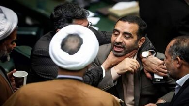 انقسامات عميقة تهز أركان النظام الإيراني