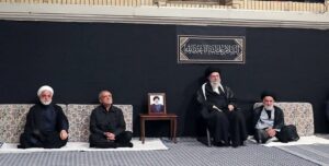 بزشکيان يٶکد على إنه مجرد دمية للملا خامنئي
