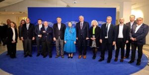 نحو سياسة رشيدة تجاه إيران