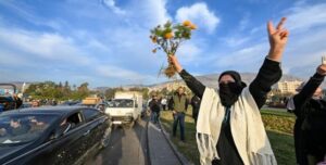 طهران ورمالها المتحركة