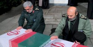 إيران في حالة حلم وإنتظار المعجزة