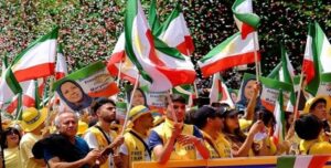 کلمة الحسم في النظام الايراني لخامنئي