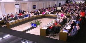 نماذج من مواقف نسائية عالمية إنتصارا للمرأة الايرانية