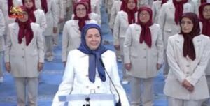 رائدات نحو التغيير الديمقراطي