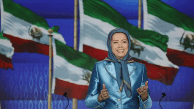 أي الخيارات الممكنة أفضل: بقاء النظام الإيراني أم قيام إيران ديمقراطية؟