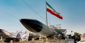 أزمة نظام الملالي تتفاقم والعدو الحقيقي يقرع الأبواب