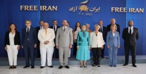 مؤتمر “إيران حرة” یصیب مراكز الفكر في نظام الملالي بالجنون