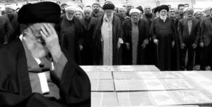 خامنئي في فوهة المدفع