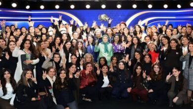 شباب إيران، مناضلون ضد الديكتاتورية!