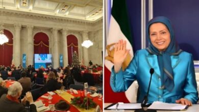 الإتجاهان المتضادان