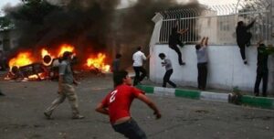 إنتفاضة إيران تقدم للأمام لإسقاط النظام