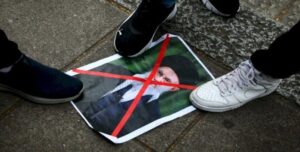 إنتفاضة إنهاء الدکتاتورية في إيران