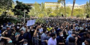 رسالة الانتفاضة إلى خامنئي وأركان سلطته