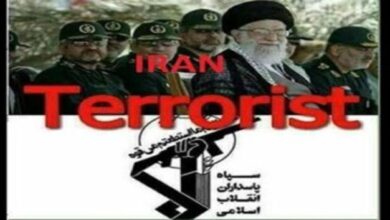 من يحکم إيران؟